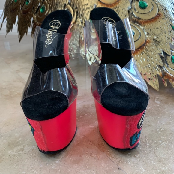 Custom Unique Superhero Pleaser Heels Size 5 - Picture 3 of 6